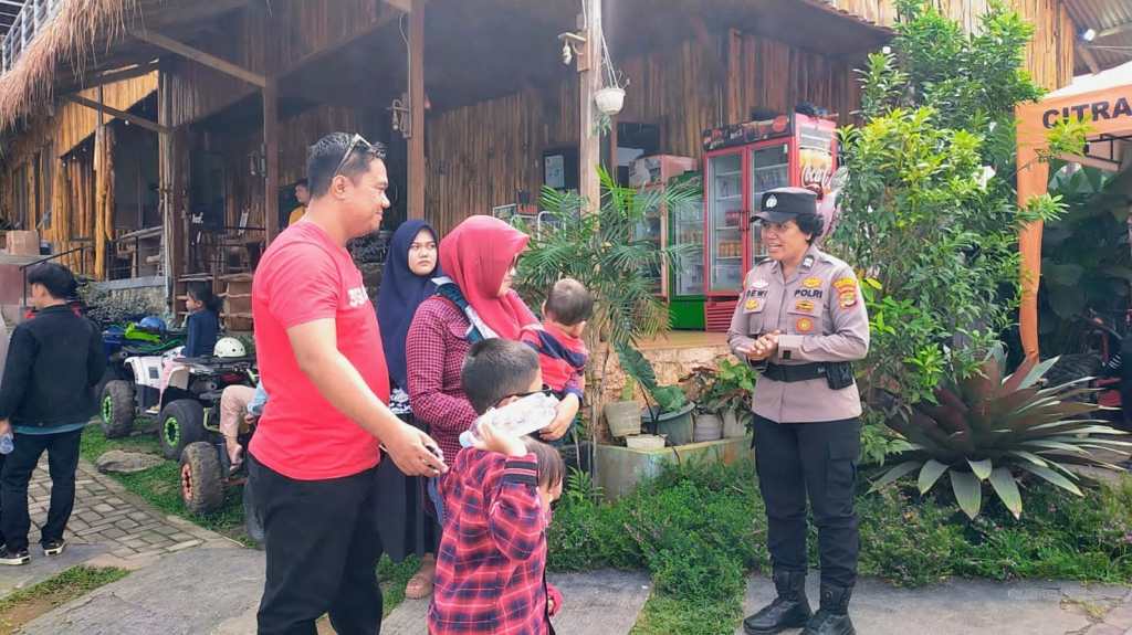 Kehadiran Polisi di Tempat Wisata Berikan Keamanan dan Kenyamanan Pengunjung