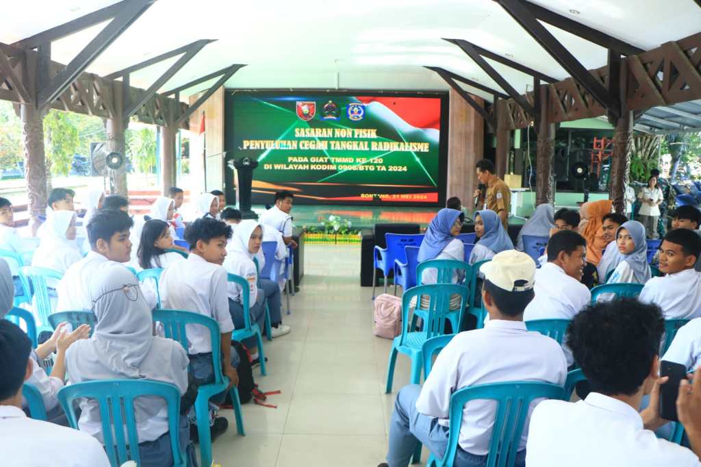 Penyuluhan Cegah Tangkal Radikalisme Di Kalangan Pelajar, Sebagai Sasaran Non Fisik TMMD Ke- 120 Kodim 0908/Bontang