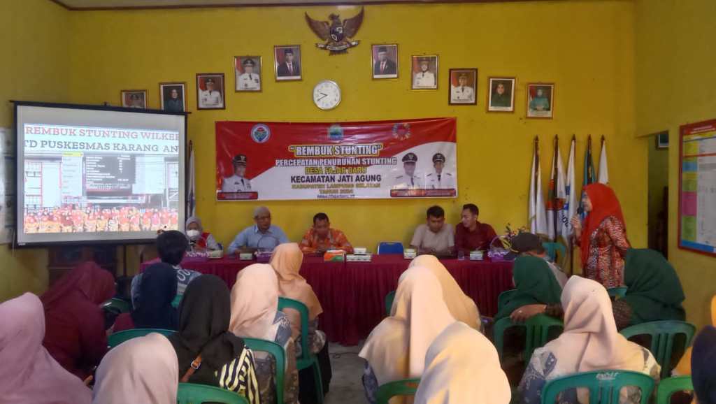 Wujudkan Zero Stunting Pemdes Fajar Baru Gelar Rembuk Stunting Sekaligus Bagikan Insentif Perangkat Desa