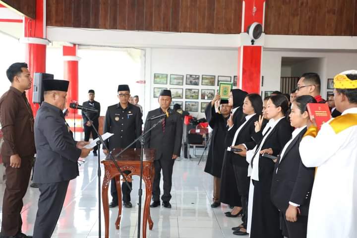 Bupati Nanang Ermanto Lantik 698 Pejabat Fungsional