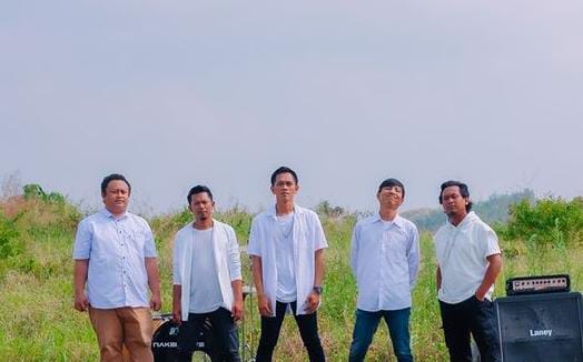 Terbang Band Sukses Jadi Band Pembuka di Lampung Selatan Expo 2024