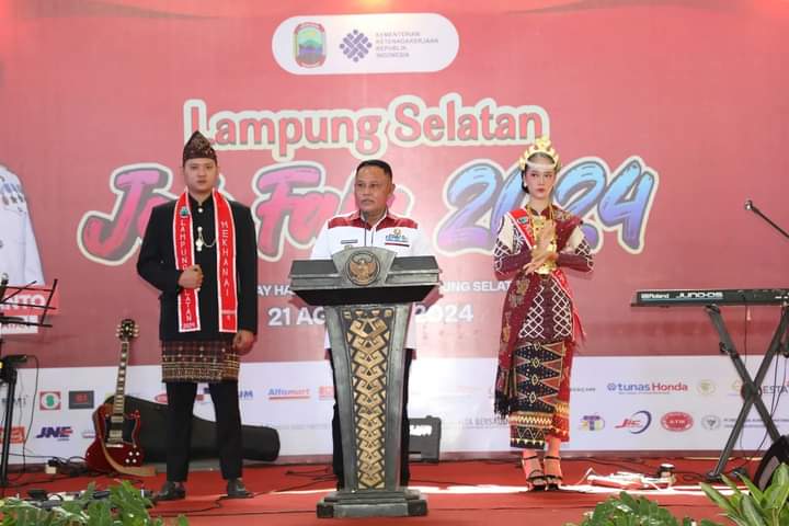 Bupati Nanang Ermanto Secara Resmi, Buka Job Fair Lamsel 2024
