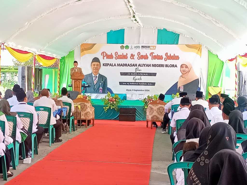 Pisah Sambut Kepsek MAN Blora Dari Sujito ke Adibatus&nbsp;Syarifah