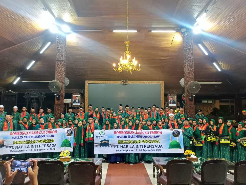 90 Puluh Jama’ah Dari Biro Ibadah Umrah Khadijah Wisata Berangkat Dari Pendopo Bupati Blora